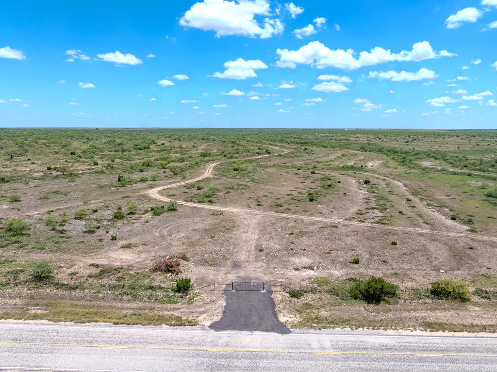 0000 Fm 1828 Property Photo 1