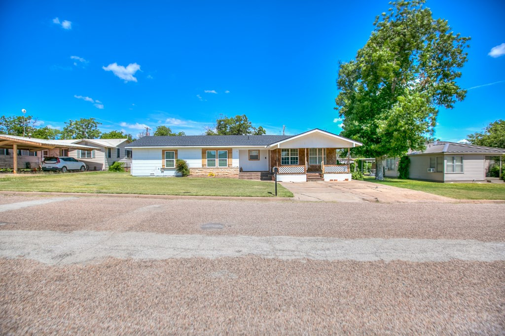 202 Sharp Avenue Property Photo 2