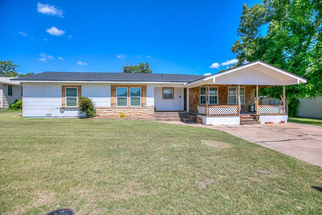 202 Sharp Avenue Property Photo 3