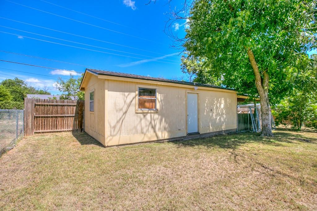 202 Sharp Avenue Property Photo 28