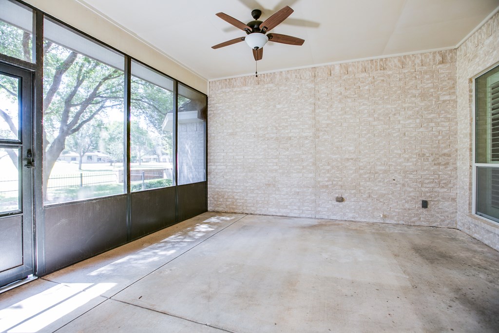 5183 Beverly Dr Property Photo 38