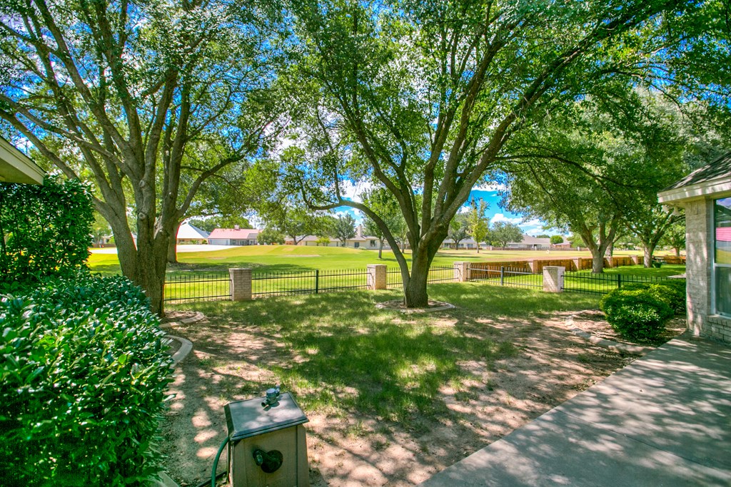 5183 Beverly Dr Property Photo 40