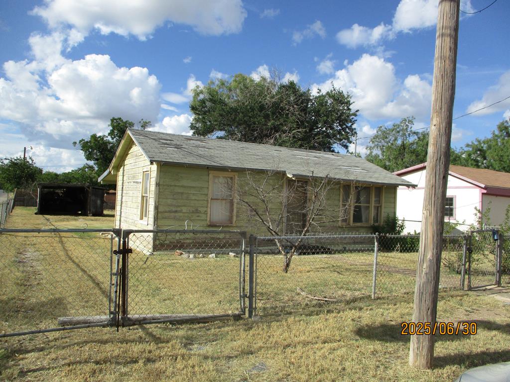846 San Jacinto St Property Photo 1