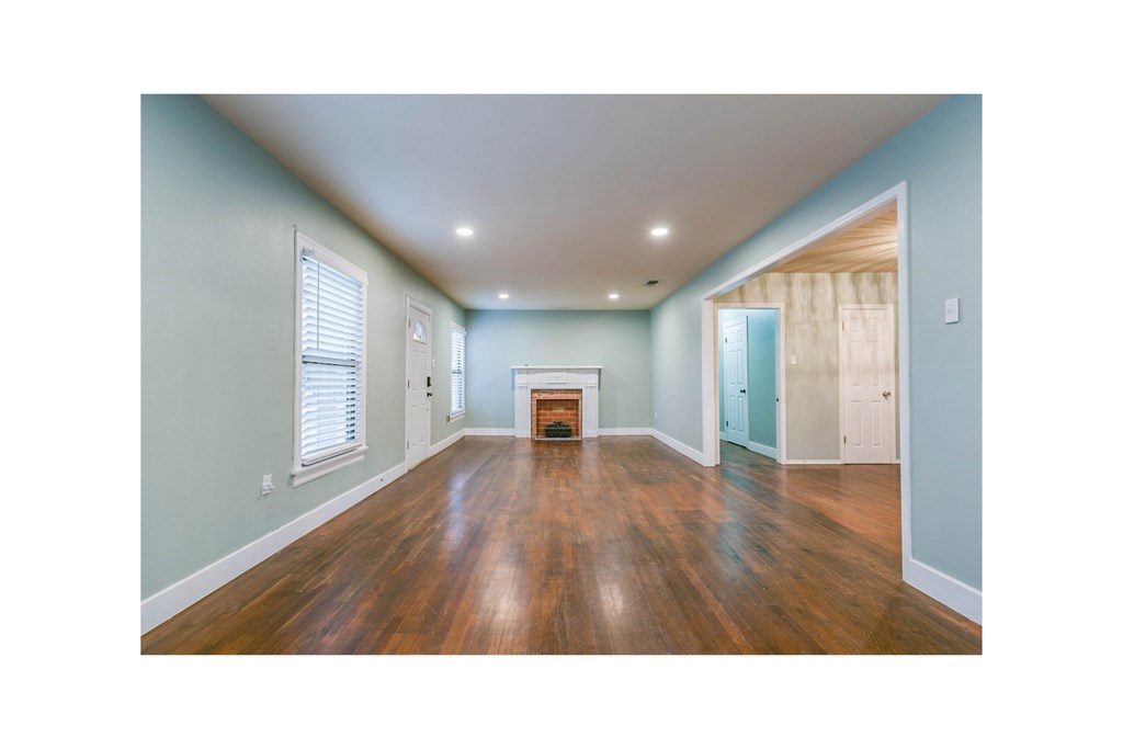 2205 Live Oak Dr Property Photo 7