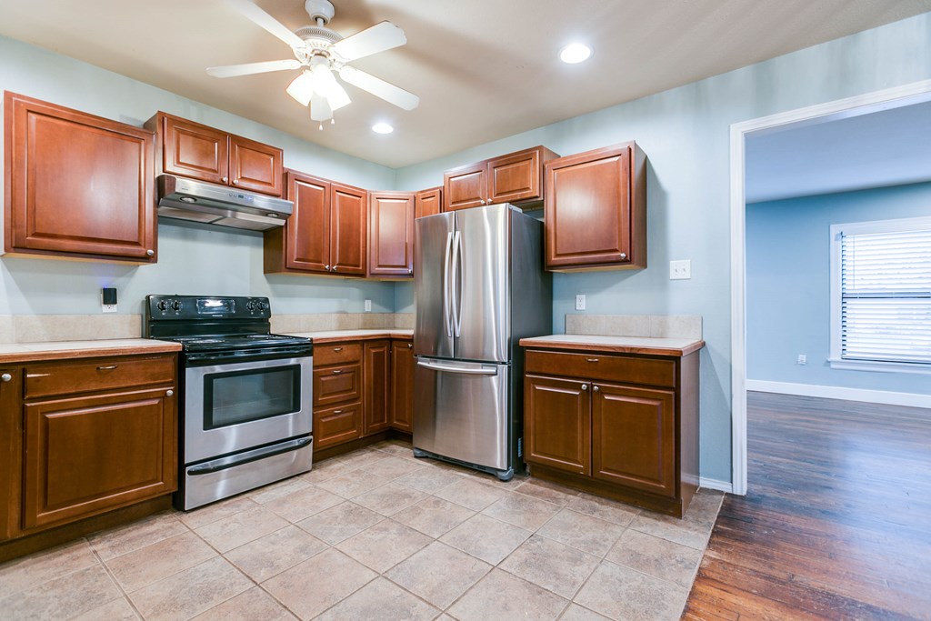 2205 Live Oak Dr Property Photo 10