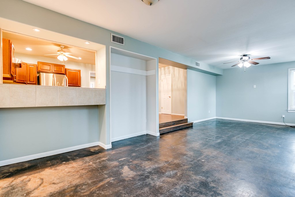 2205 Live Oak Dr Property Photo 13