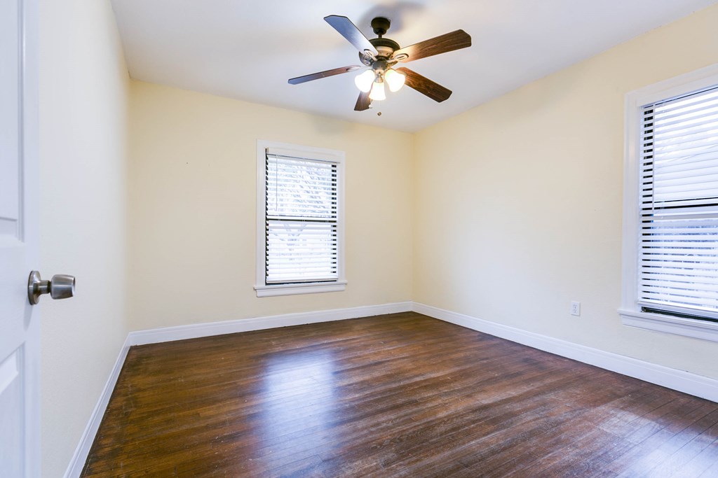 2205 Live Oak Dr Property Photo 16