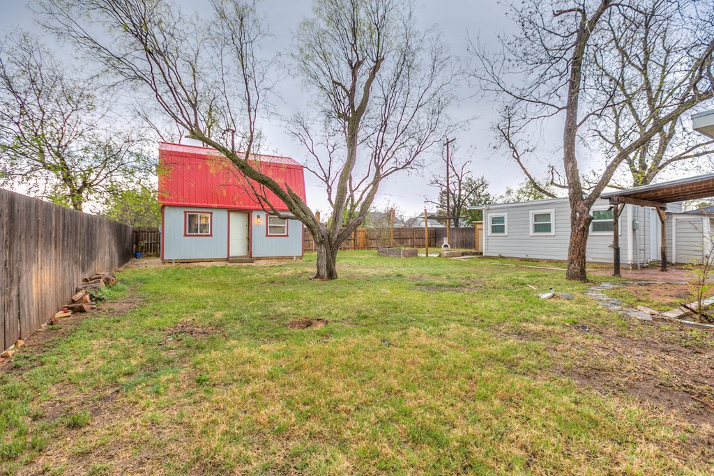 2205 Live Oak Dr Property Photo 32