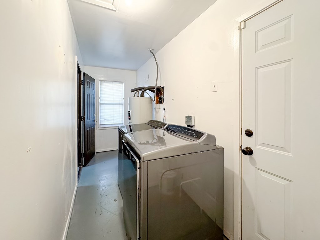 2302 W Twohig Ave Property Photo 17