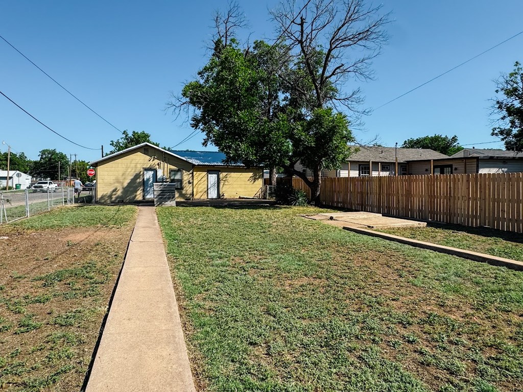2302 W Twohig Ave Property Photo 20