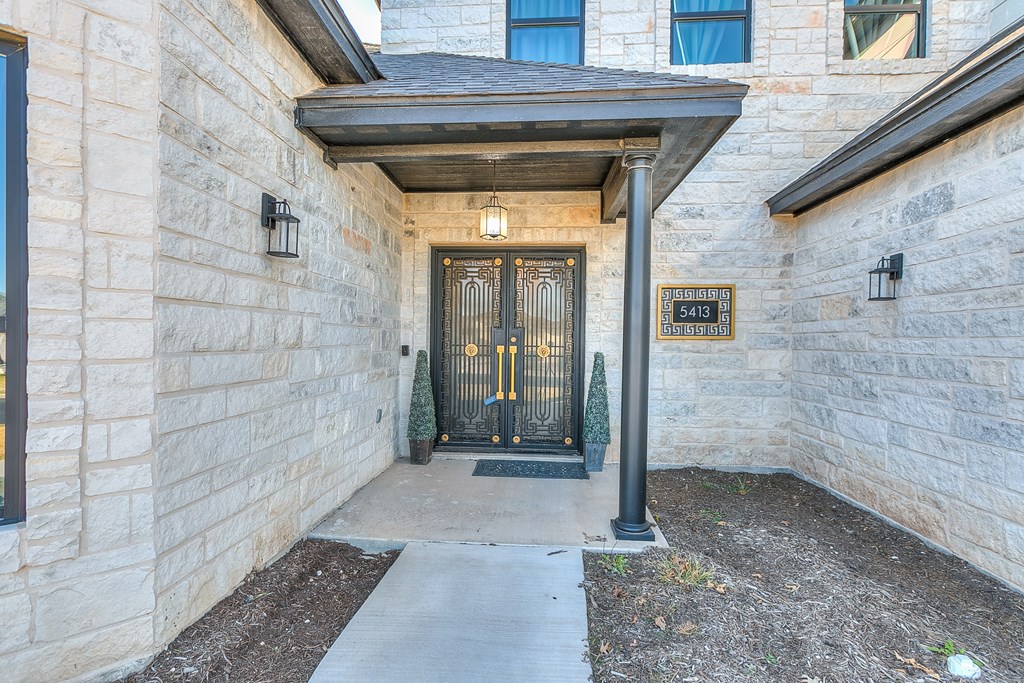 5413 Enclave Ct Property Photo 9