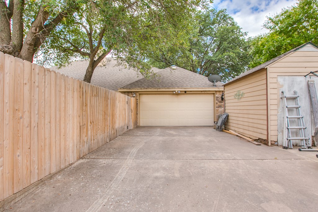3118 Grandview Dr Property Photo 31