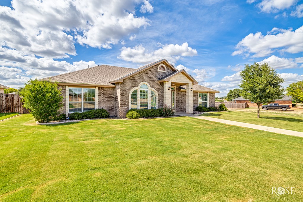4309 Shefflera Dr Property Photo 4