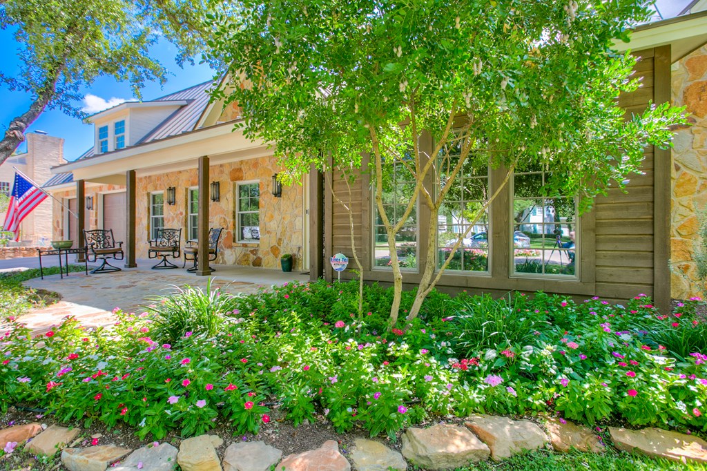 1414 Paseo De Vaca St Property Photo 4