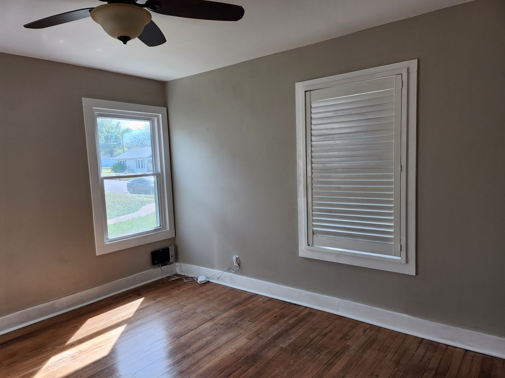 1310 S Van Buren St Property Photo 11