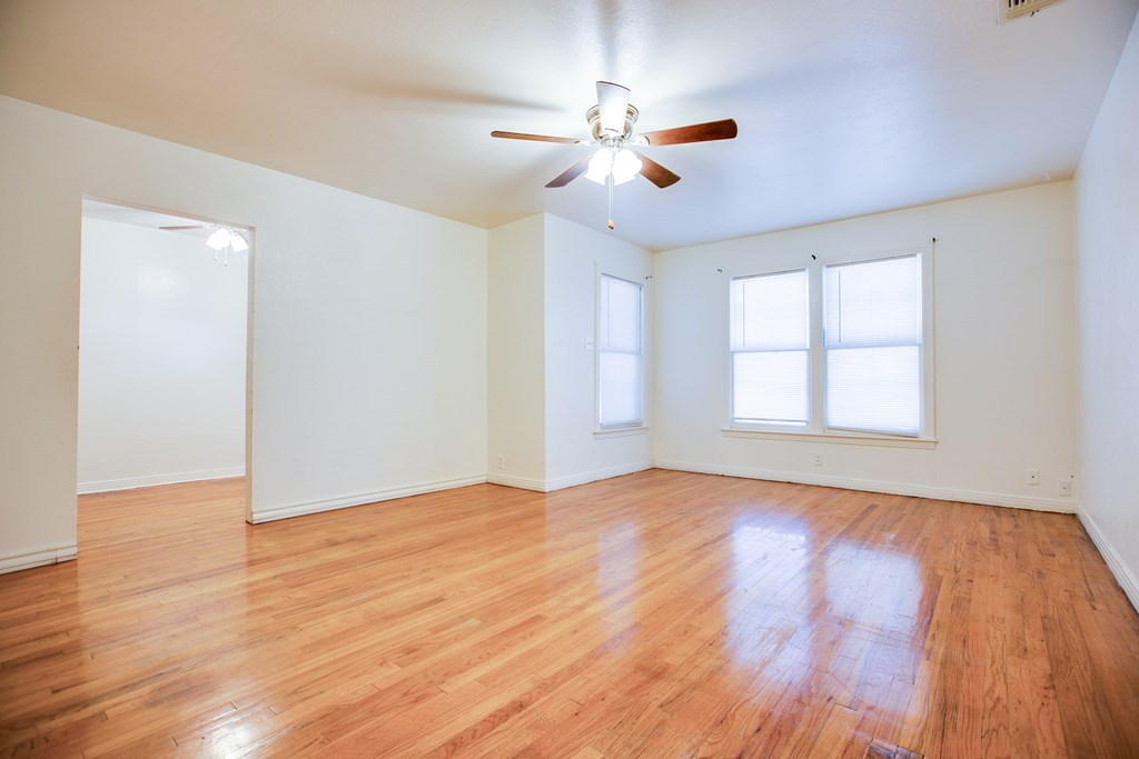 1309 5th Avenue Property Photo 8