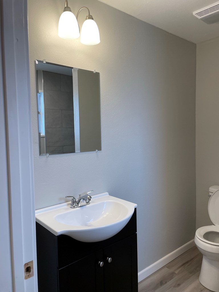 2314 Waco St Property Photo 6