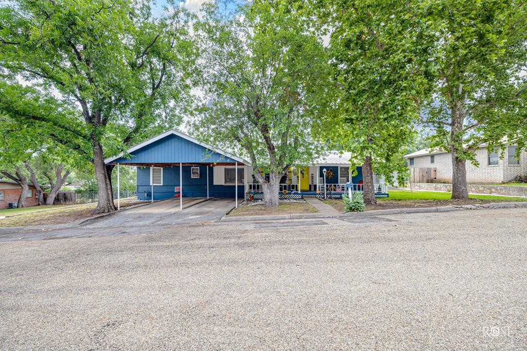 211 Murphy Avenue Property Photo 1
