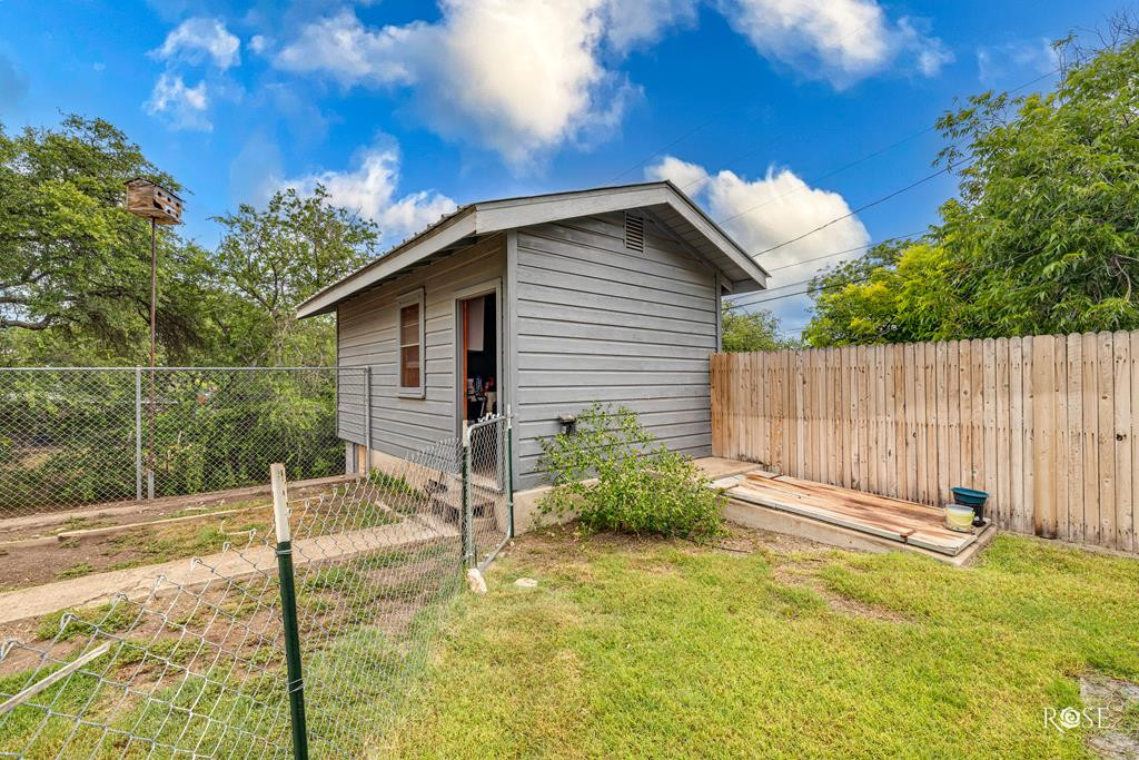 211 Murphy Avenue Property Photo 34