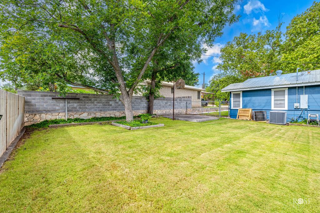 211 Murphy Avenue Property Photo 36