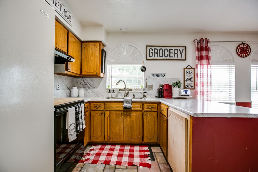 1723 Junius St Property Photo 14