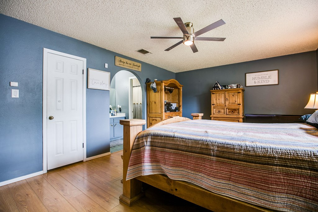 1723 Junius St Property Photo 17