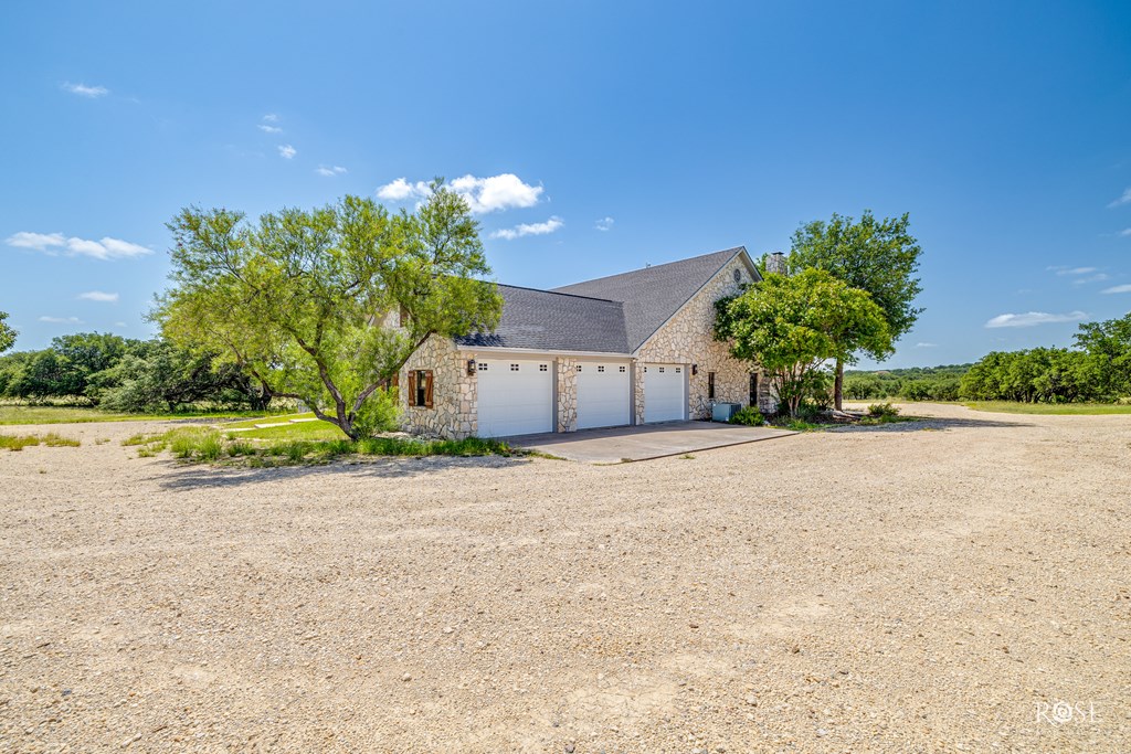 6873 Green Oaks Dr Property Photo 25
