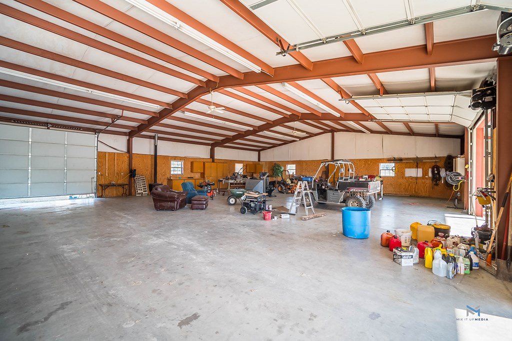 6873 Green Oaks Dr Property Photo 30