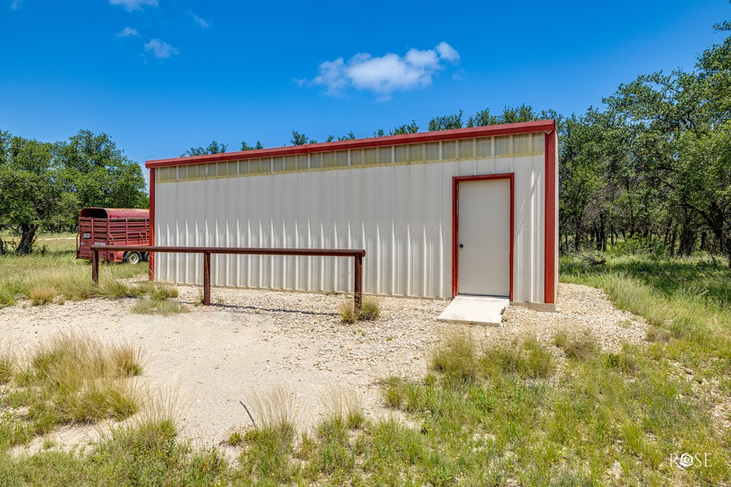6873 Green Oaks Dr Property Photo 40