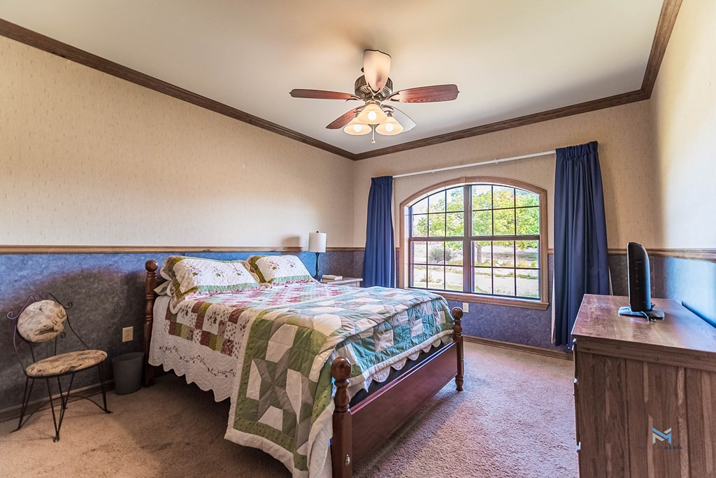 6873 Green Oaks Drive Property Photo 15