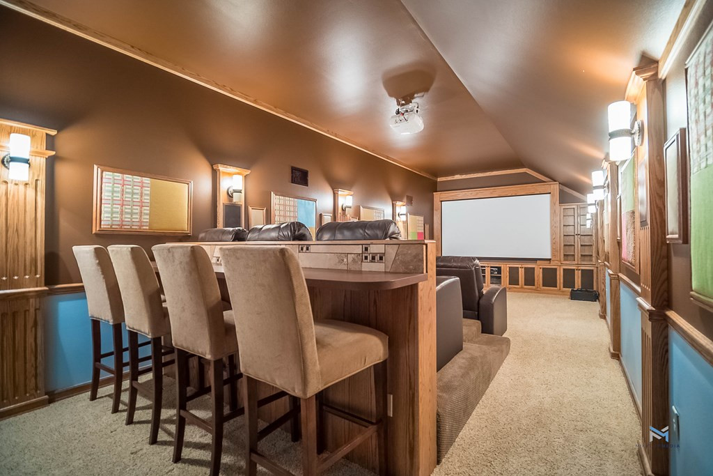6873 Green Oaks Drive Property Photo 18