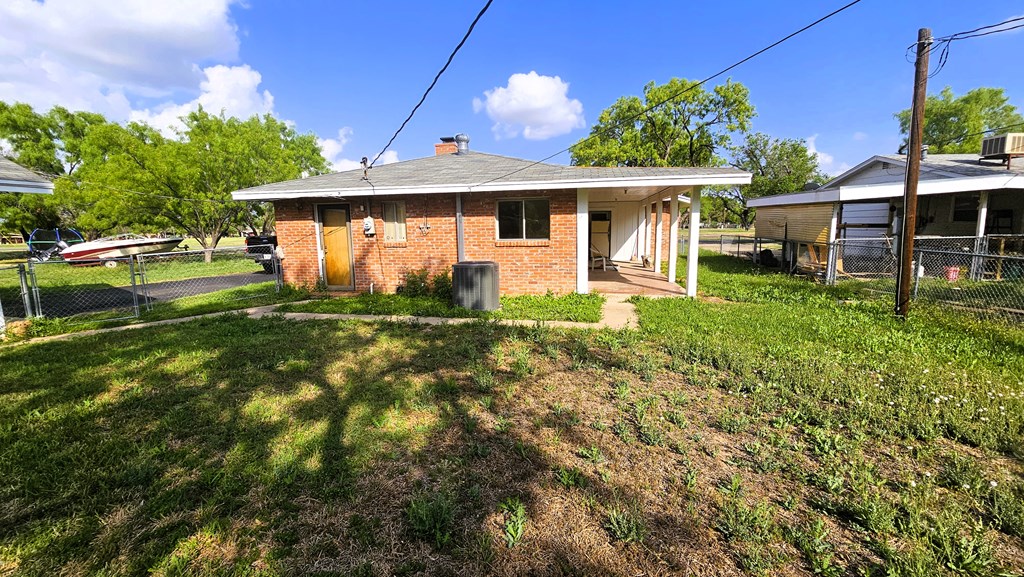 1609 Turtle Dr Property Photo 5