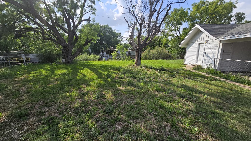 1609 Turtle Dr Property Photo 7