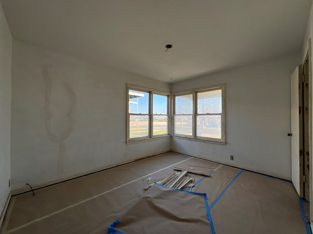 1906 Juanita Ave Property Photo 8