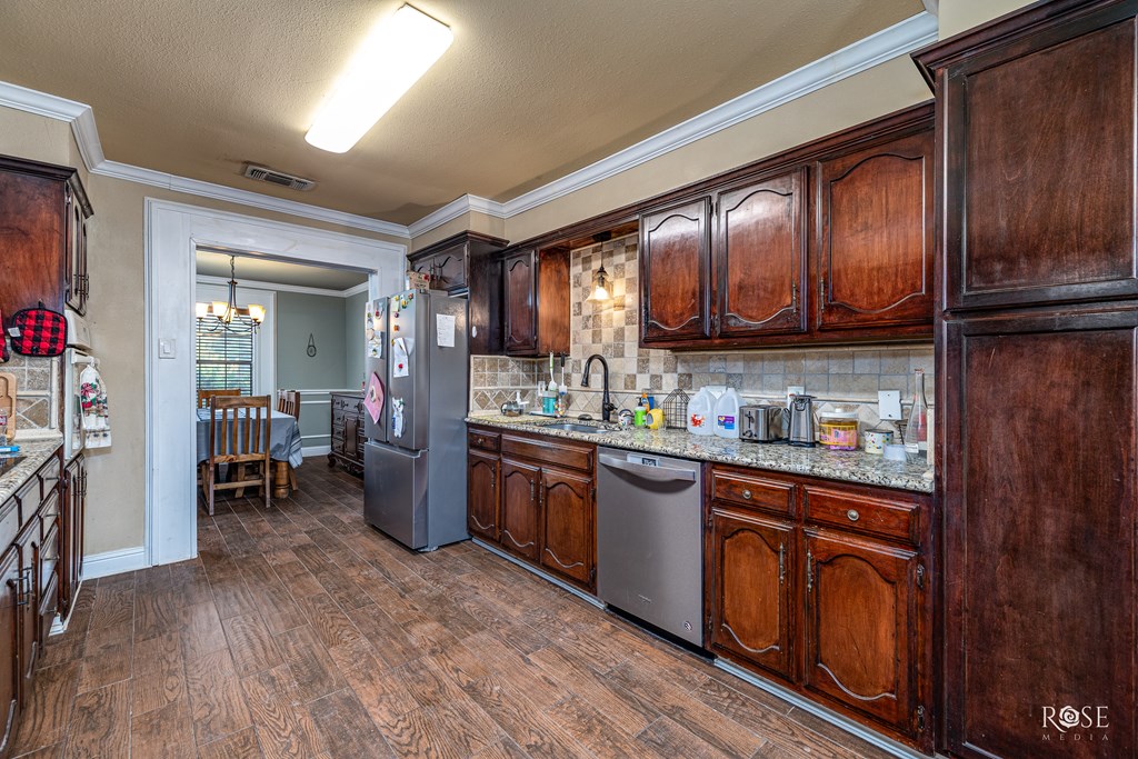 3849 Sunset Dr Property Photo 5