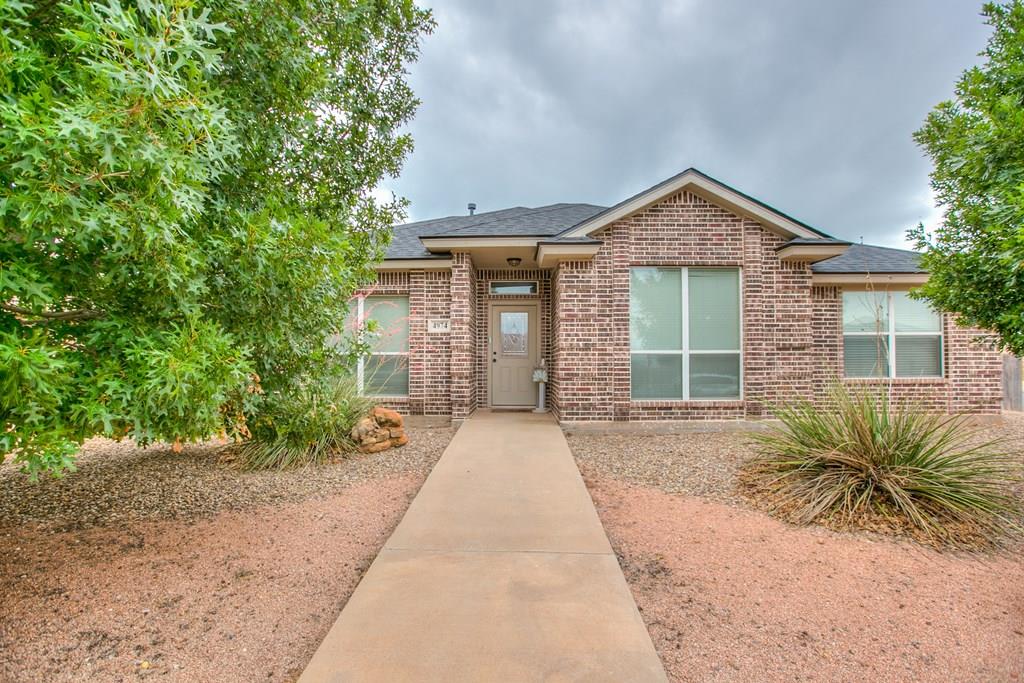 4974 Scarlet Oak Dr Property Photo 1