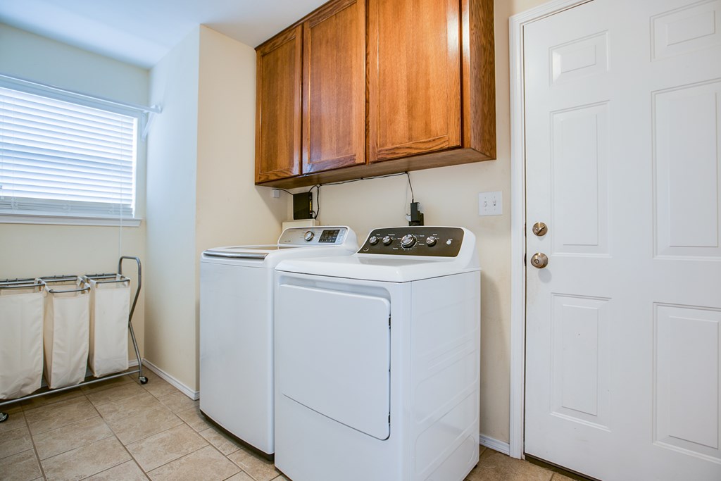 4974 Scarlet Oak Dr Property Photo 16
