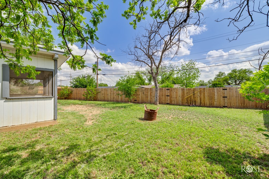 3109 College Hills Circle Property Photo 23