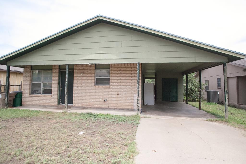 1514 Hassell St Property Photo 1