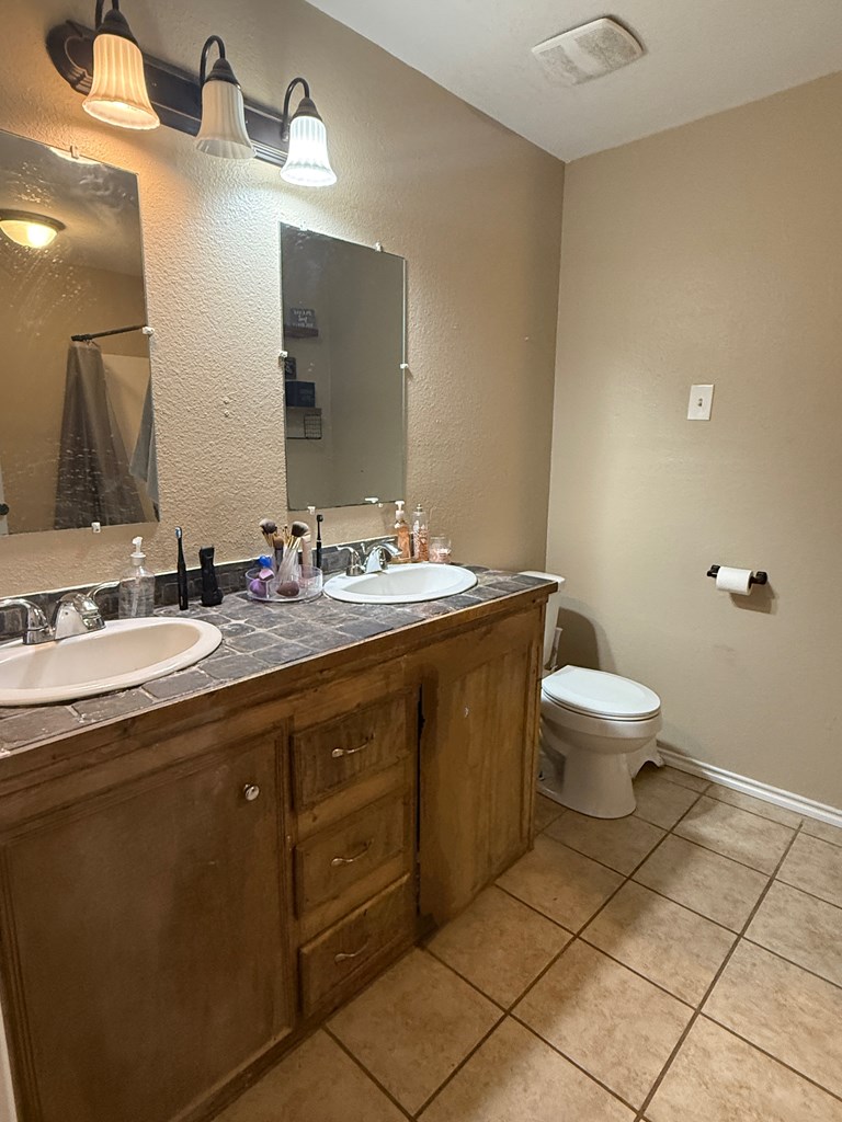 731 Veck St Property Photo 10