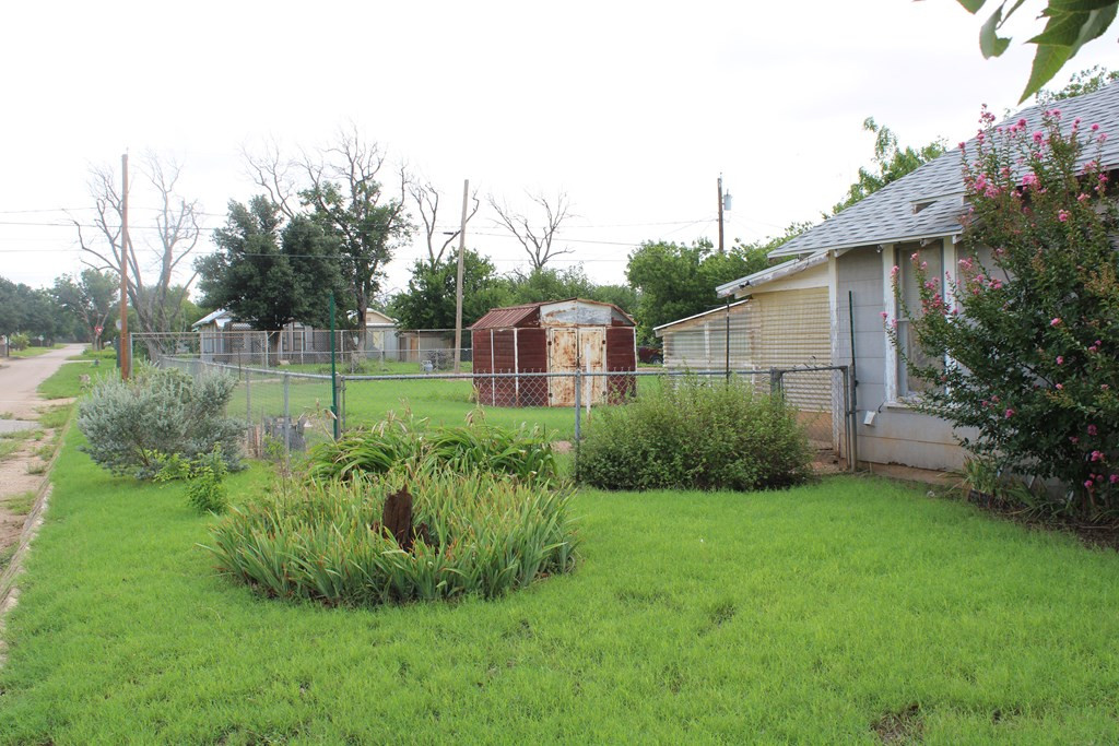 1008 10th Street Property Photo 3