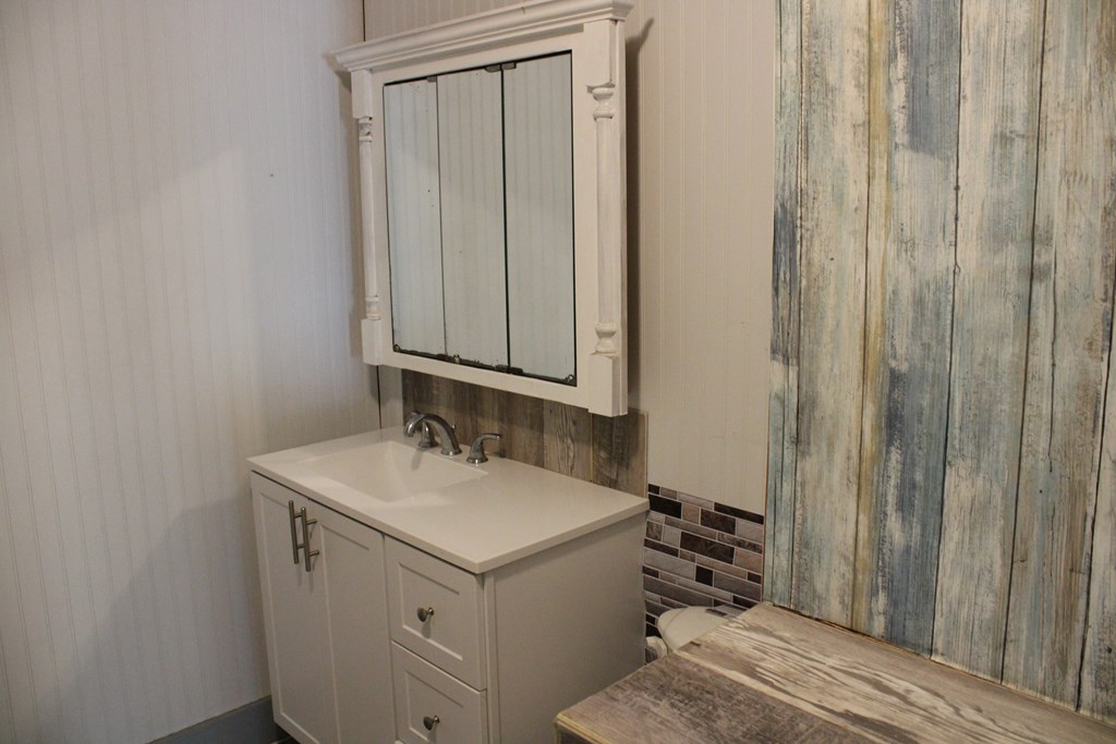 1002 Broadway St Property Photo 17