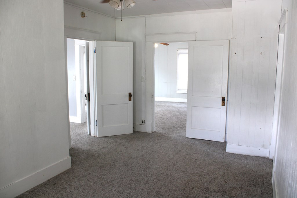 1002 Broadway Street Property Photo 12