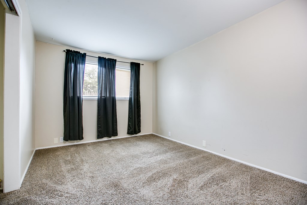 2310 Oxford Circle Property Photo 14