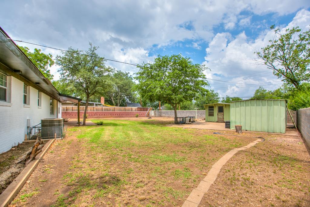 2504 Jann Dr Property Photo 26