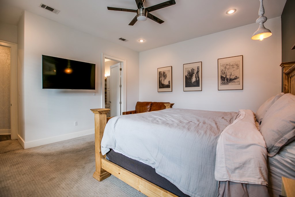 2118 Valleyview Dr Property Photo 21