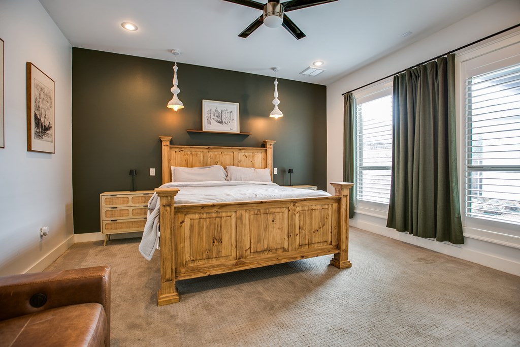 2118 Valleyview Dr Property Photo 22