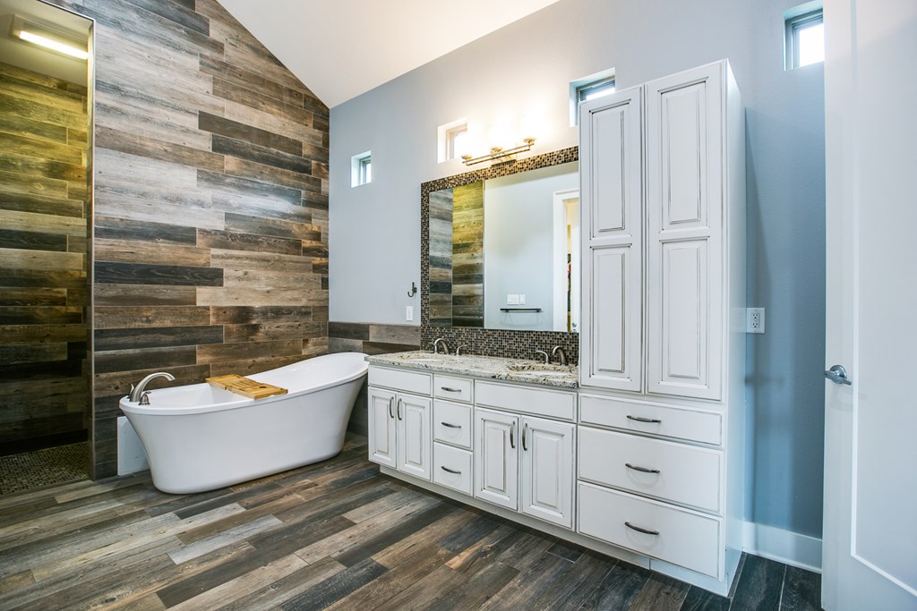 2118 Valleyview Dr Property Photo 24