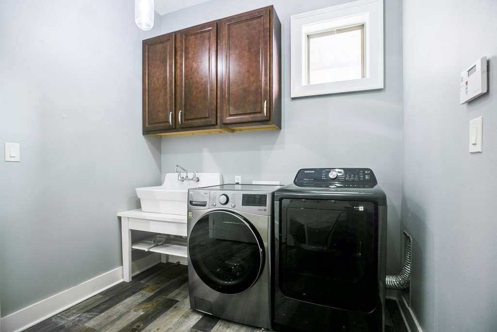 2118 Valleyview Dr Property Photo 33