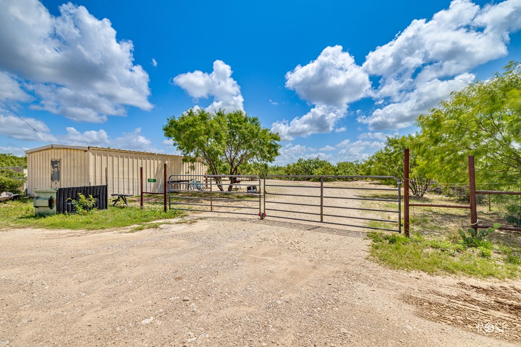 7036 Hwy 67 Property Photo 14